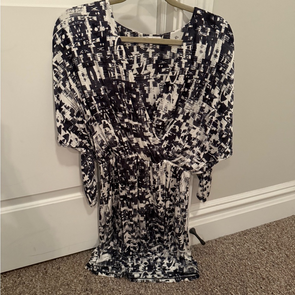 Parker Black and White Abstract Print Top